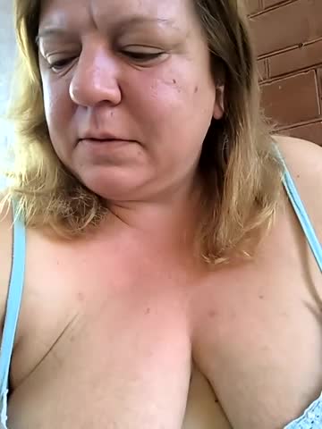 jusichka Adult Chat September 5, 2025