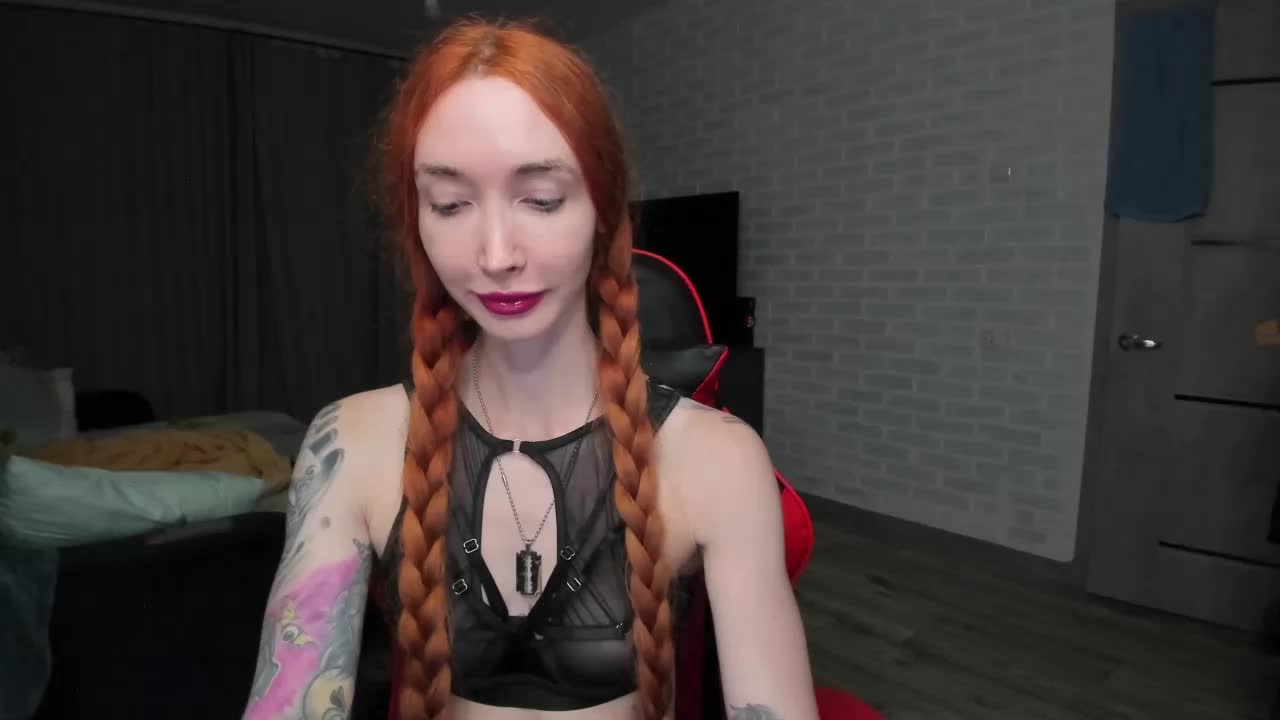 Roxy-Sun Adult Chat September 5, 2025