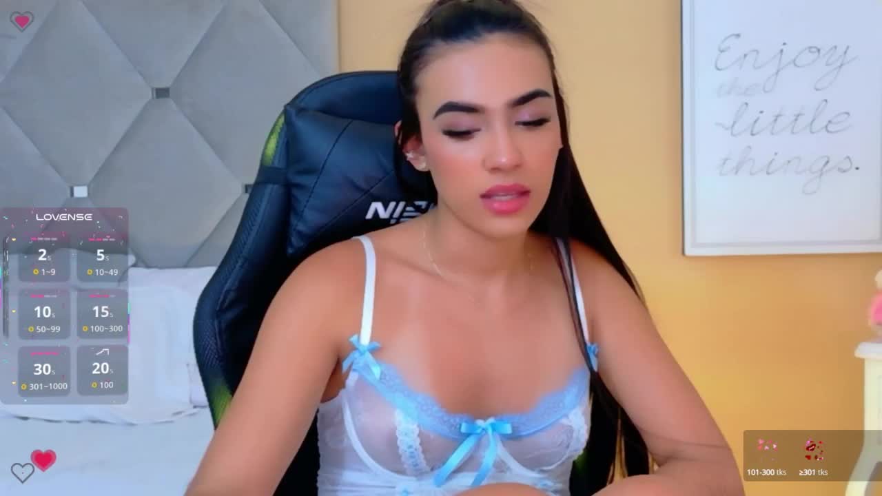 IsaValencia Adult Chat September 5, 2025