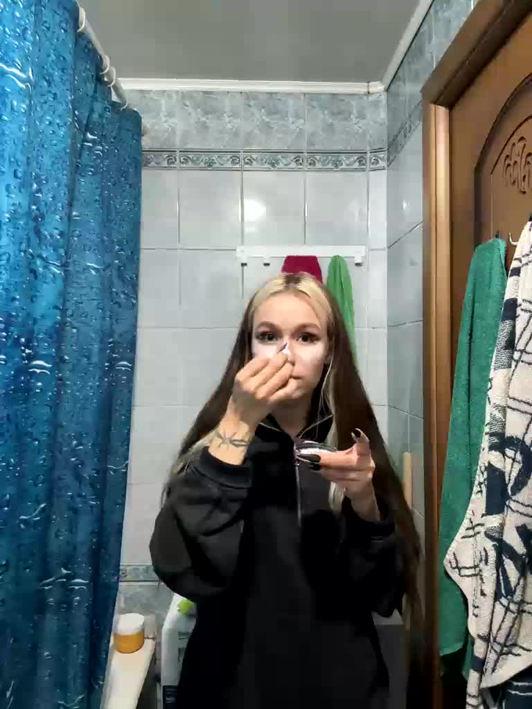 askorbinkiii Adult Chat September 5, 2025