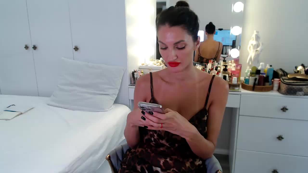 SilkenMuse Adult Chat September 5, 2025