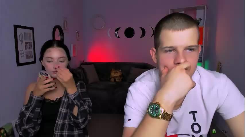 miki_nikki Adult Chat September 5, 2025