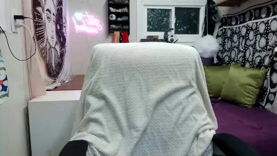 petite_emeri Adult Chat September 5, 2025