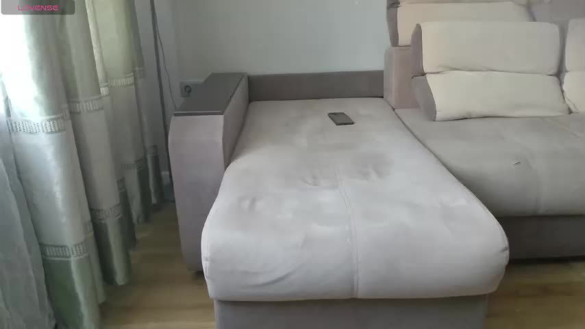 Milaa1998 Adult Chat September 5, 2025