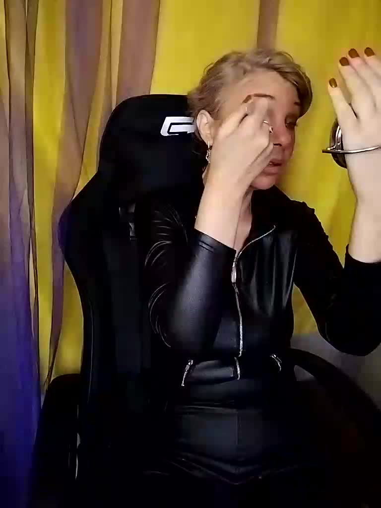 AsyaLorna Adult Chat September 6, 2025