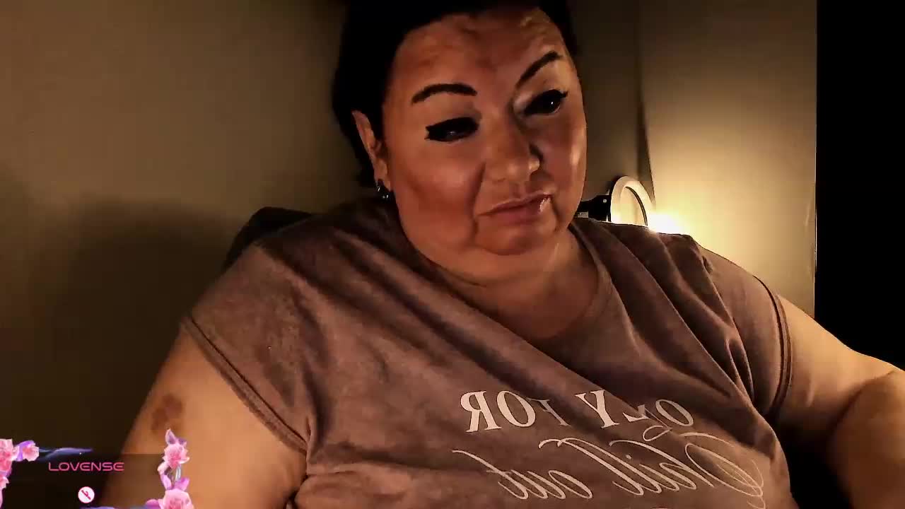 Alinahott1 Adult Chat September 5, 2025