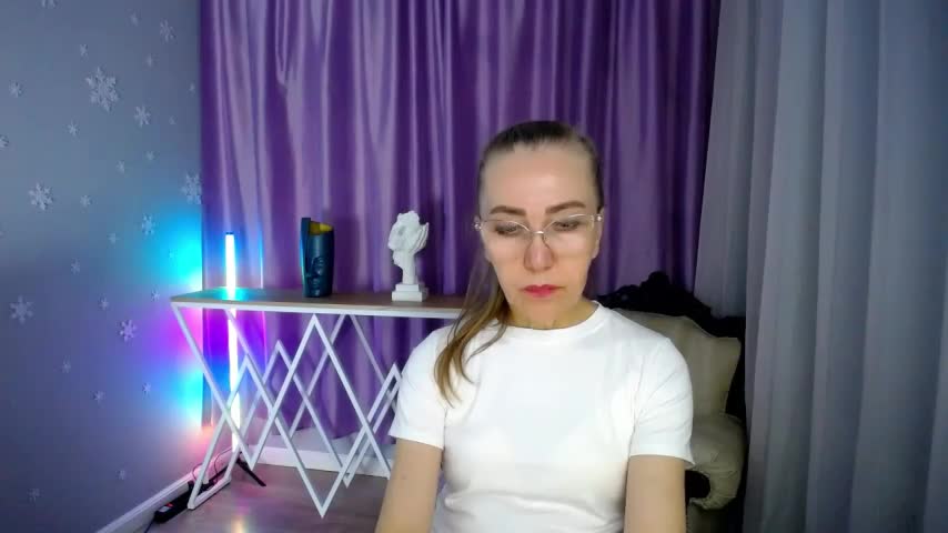 queen_a_n_i Adult Chat September 6, 2025