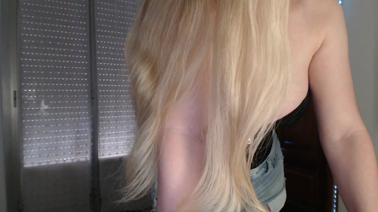 Alina-Lovely Adult Chat September 6, 2025