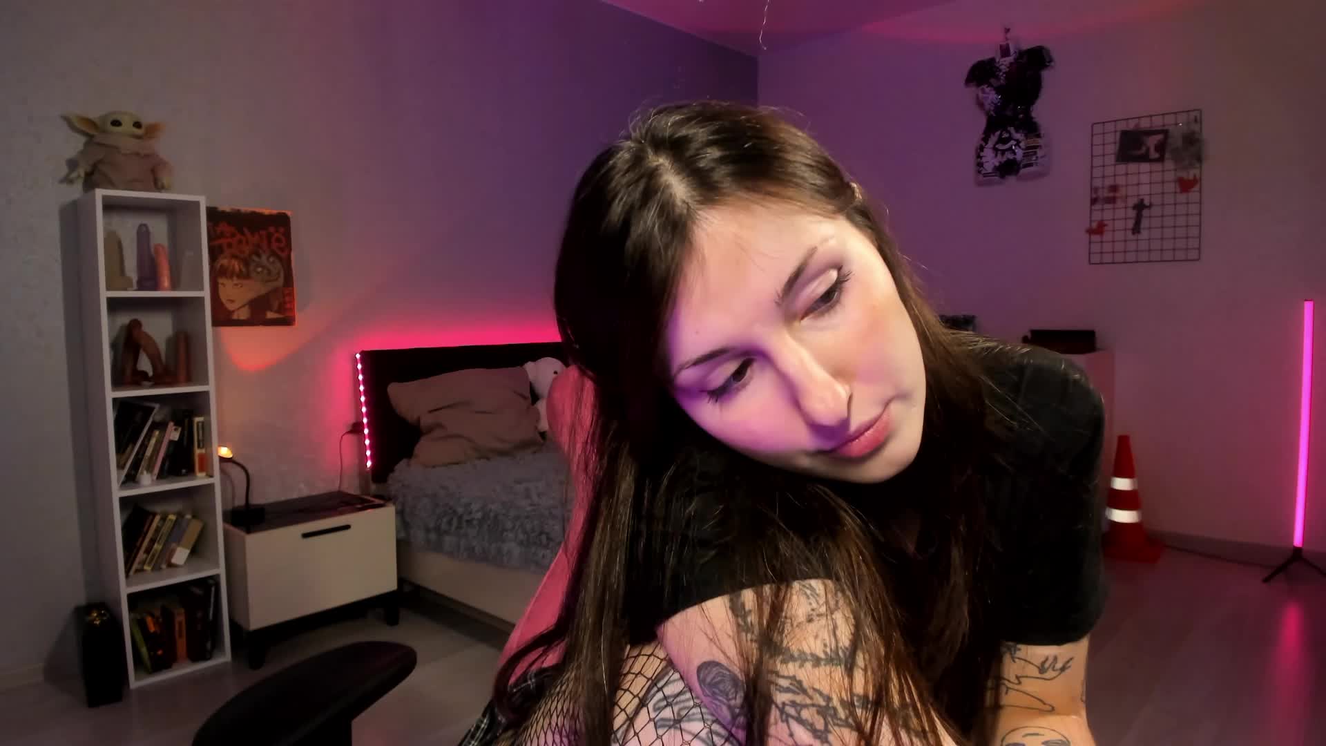 milky_sweetsoftt Adult Chat September 6, 2025