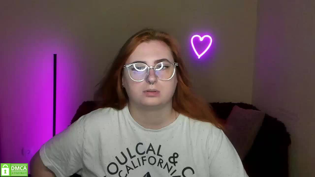 Aliciaredluv Adult Chat September 6, 2025