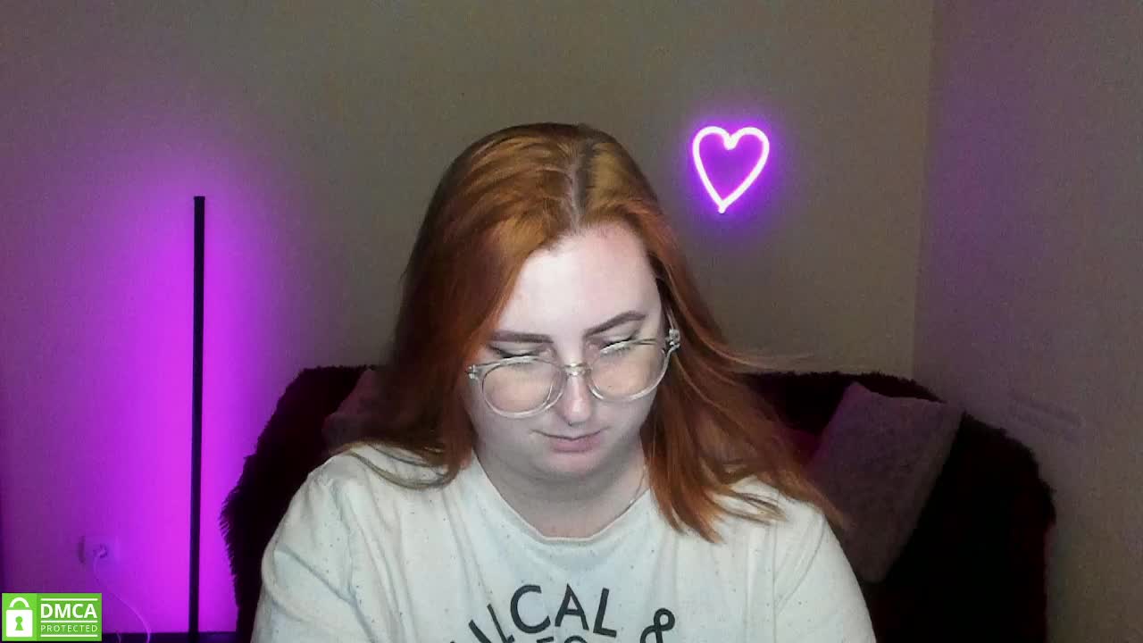 Aliciaredluv Adult Chat September 6, 2025