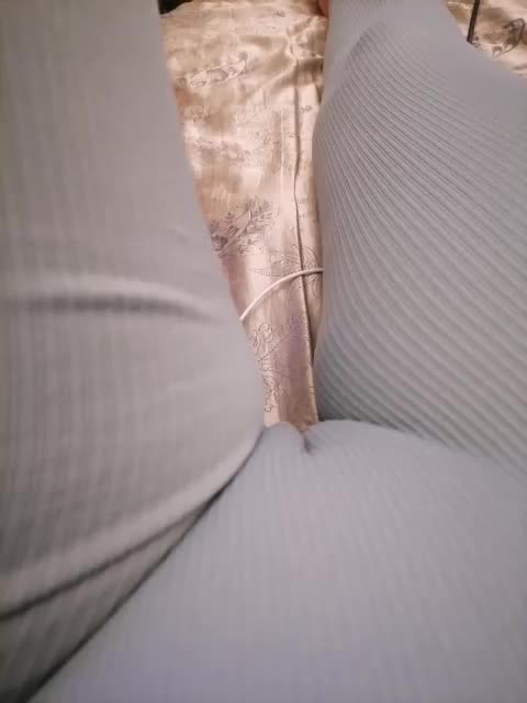 -Tiffany- Adult Chat September 5, 2025