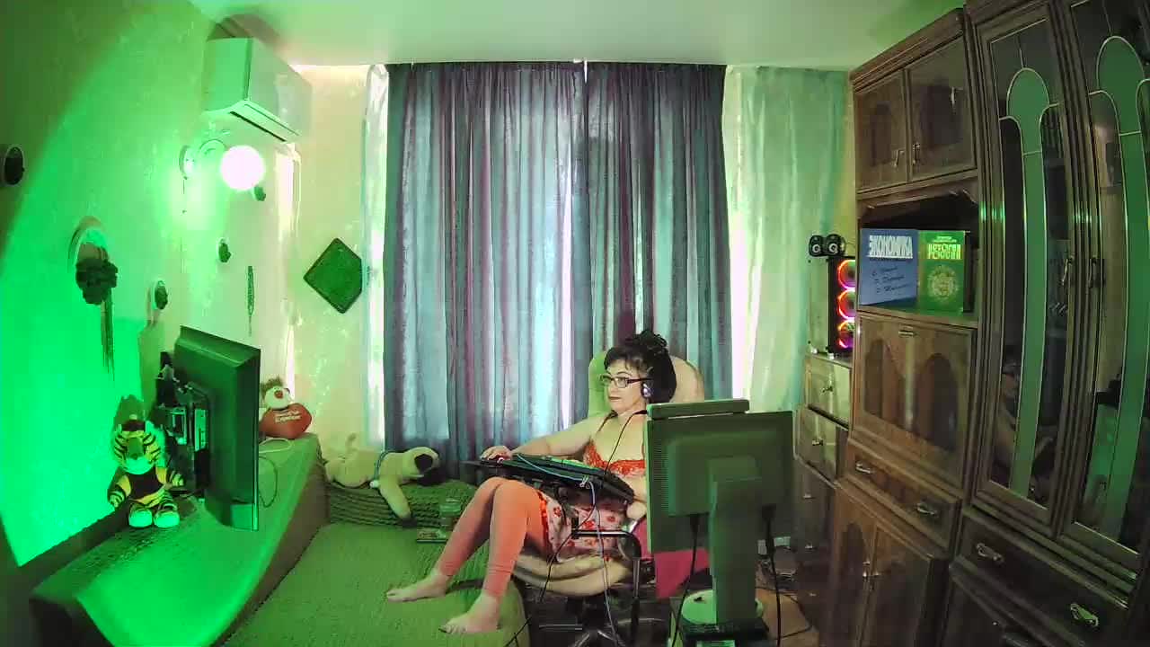 Infodar Adult Chat September 6, 2025