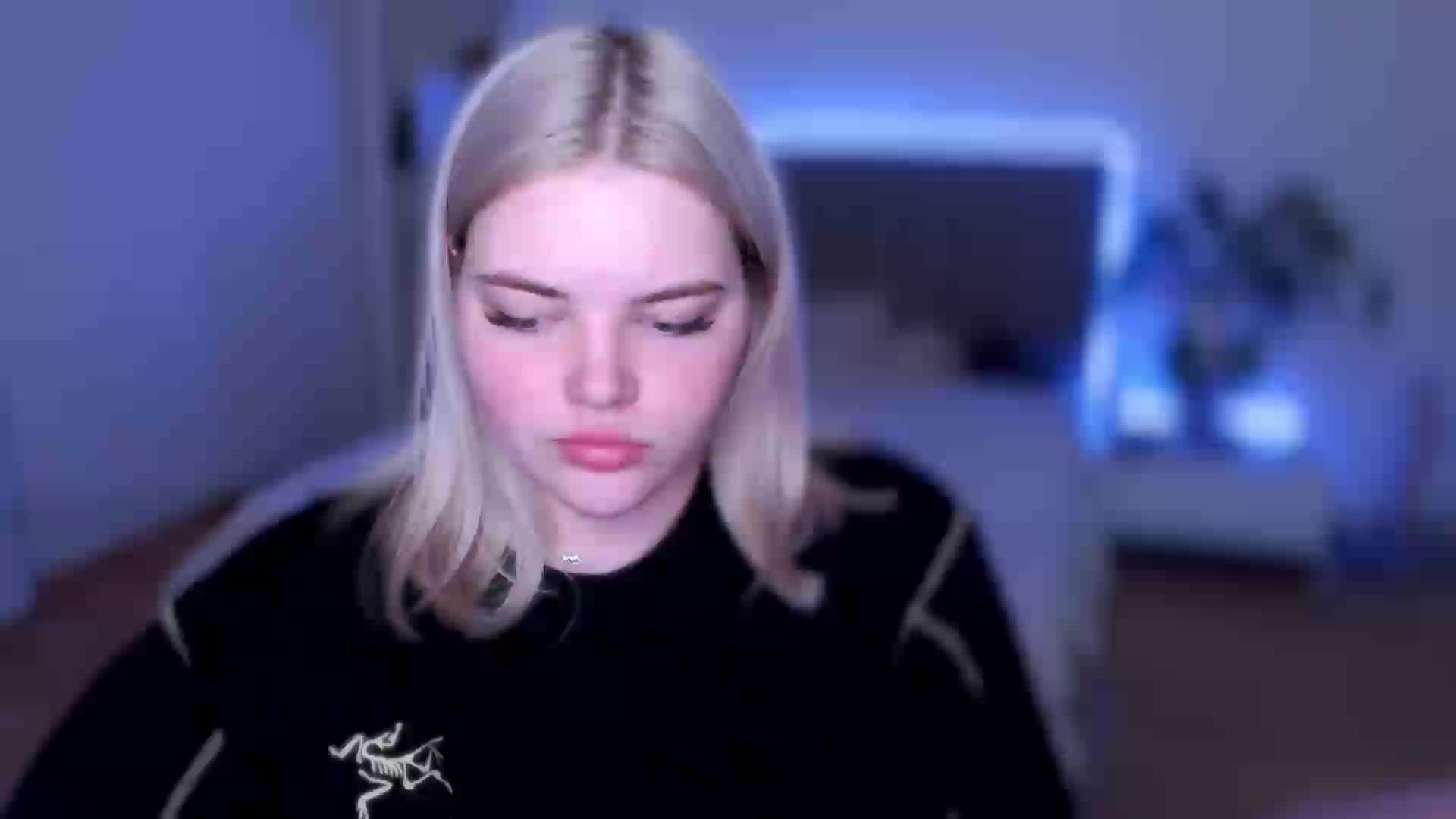 Lindablossom Adult Chat September 6, 2025