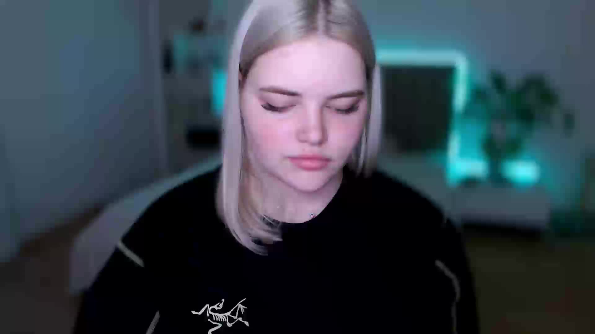 Lindablossom Adult Chat September 6, 2025