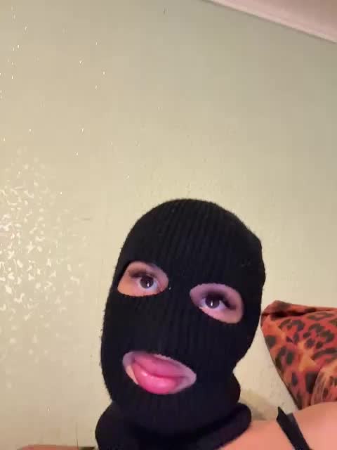 KrisMaks Adult Chat September 5, 2025