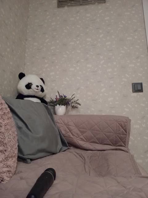 Black_chick Adult Chat September 6, 2025