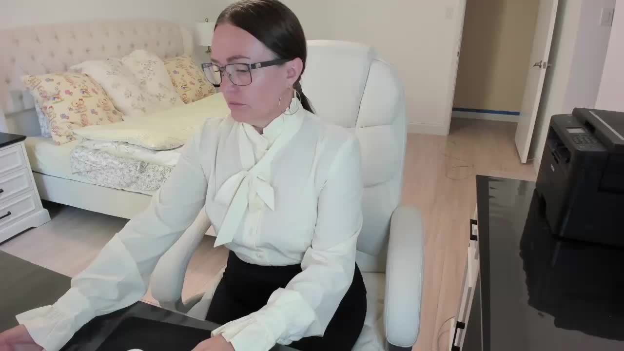 -Michelle- Adult Chat September 6, 2025