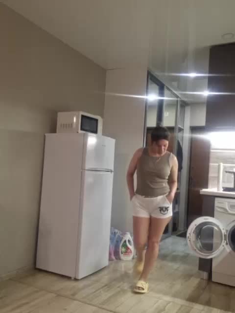 Kira183 Adult Chat September 6, 2025