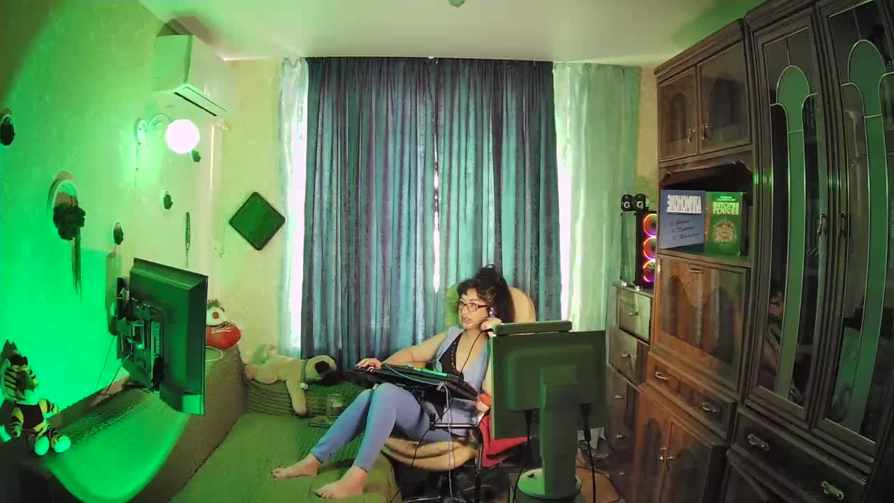 Infodar Adult Chat September 6, 2025