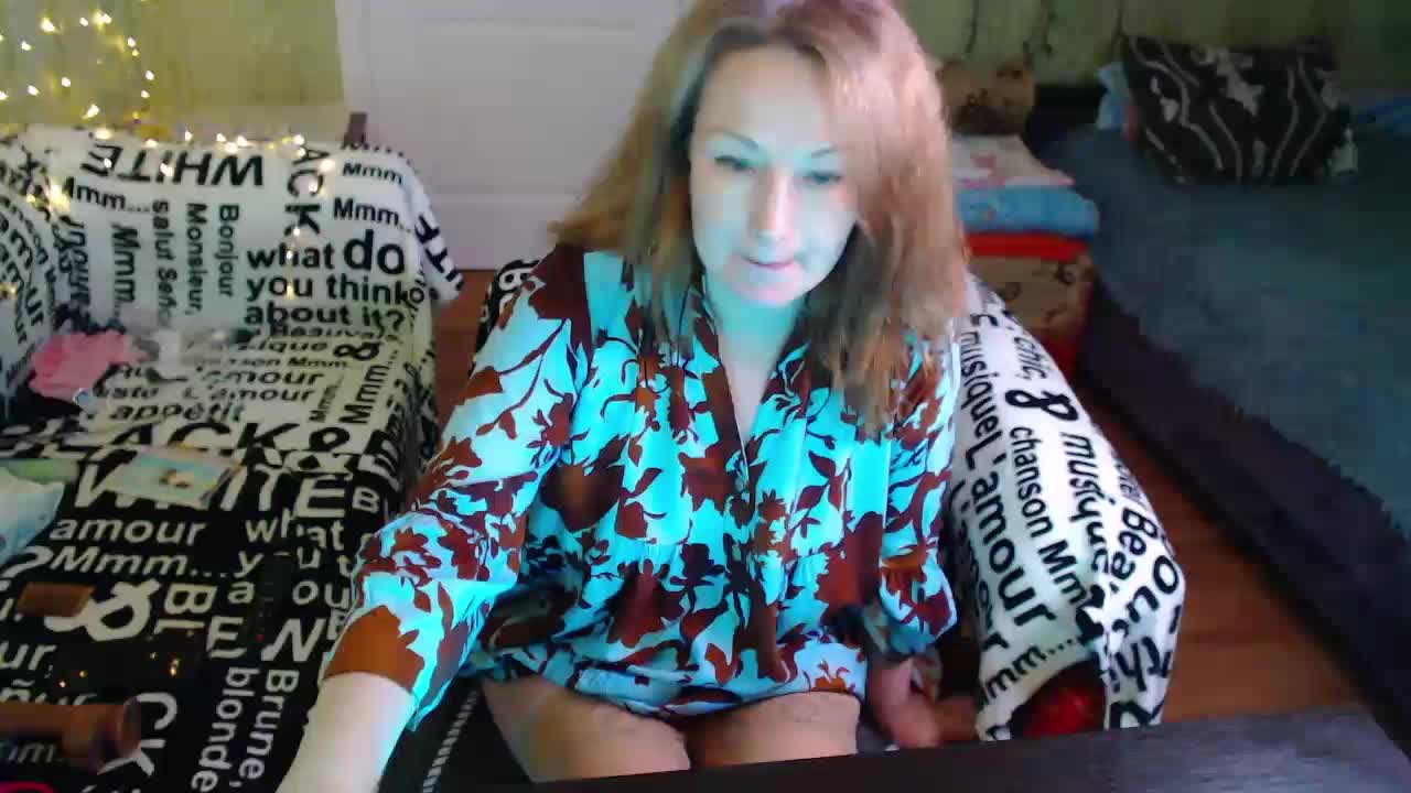 MeganIris Adult Chat September 7, 2025