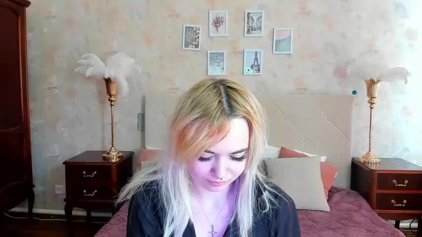 Iriska_mini Adult Chat September 7, 2025