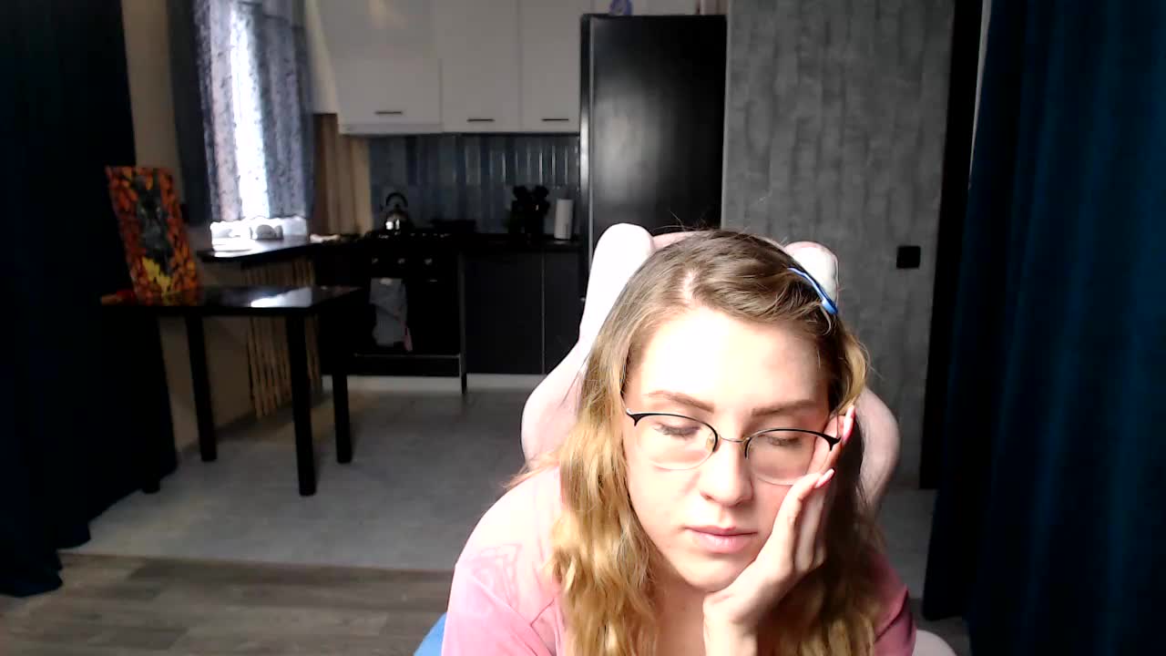 Regimasmile Adult Chat September 7, 2025