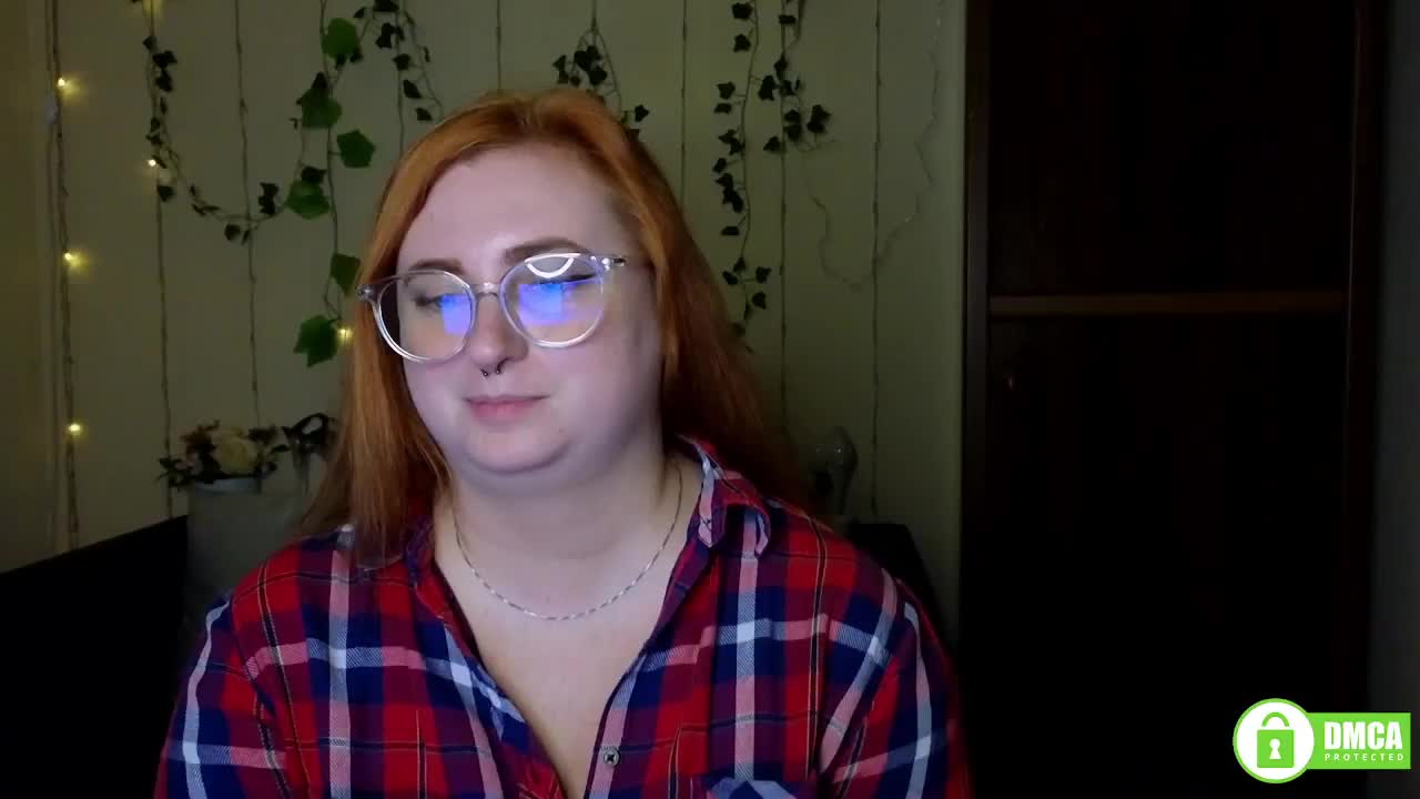 Aliciaredluv Adult Chat September 7, 2025