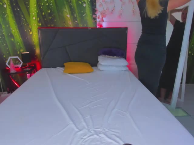 HollyTaillor Adult Chat September 7, 2025