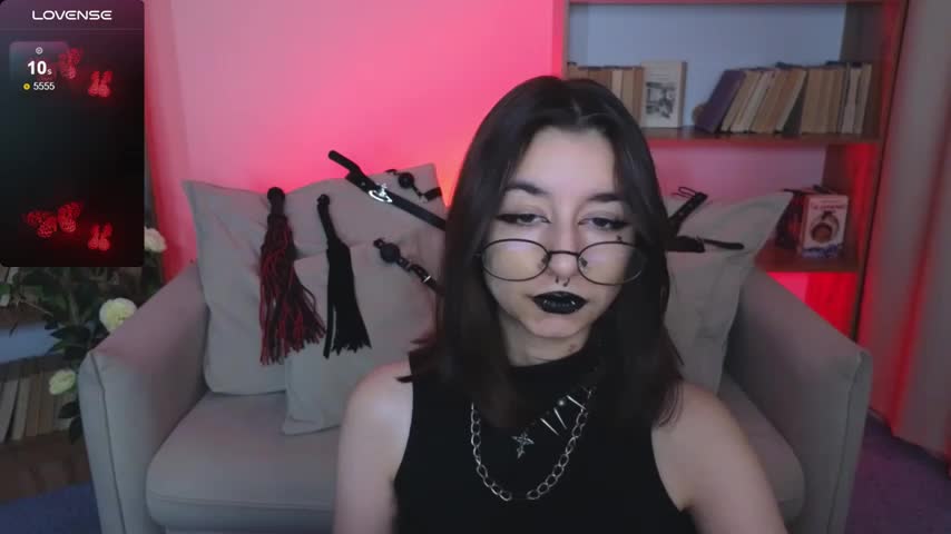 Mistress__Marcelline Adult Chat September 7, 2025