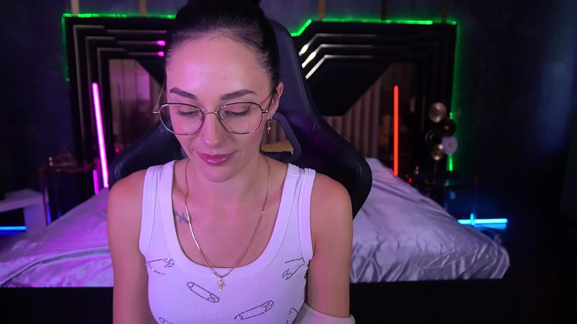 EviLune Adult Chat September 7, 2025