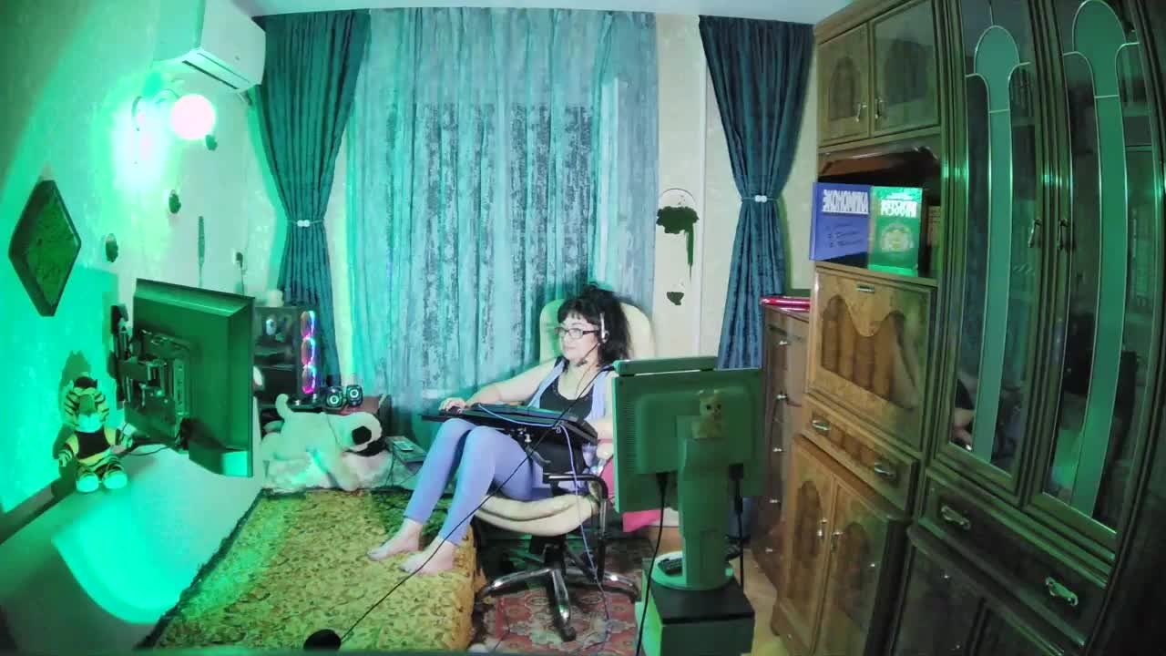 Infodar Adult Chat September 7, 2025