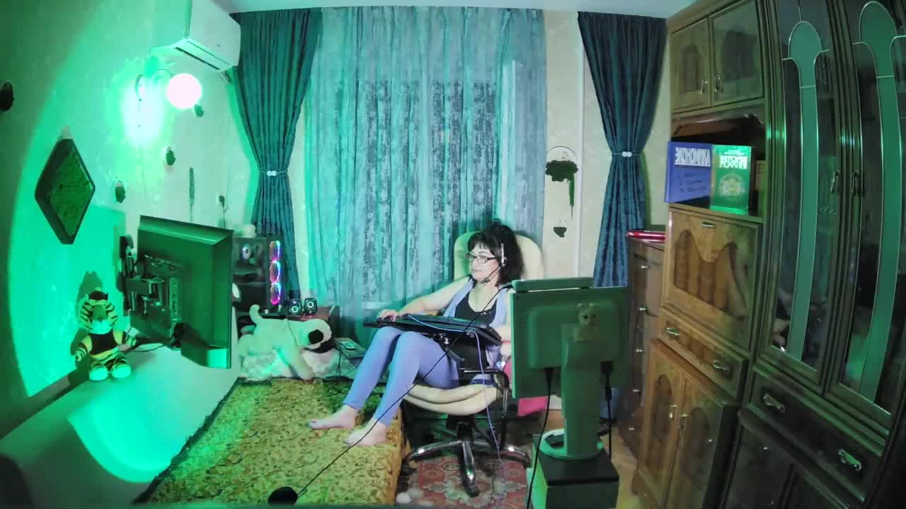 Infodar Adult Chat September 7, 2025