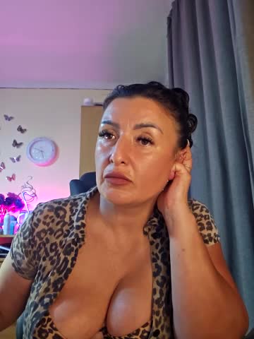 Hotangel75 Adult Chat September 7, 2025