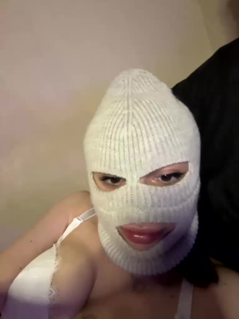 Bitttccchhh Adult Chat September 7, 2025