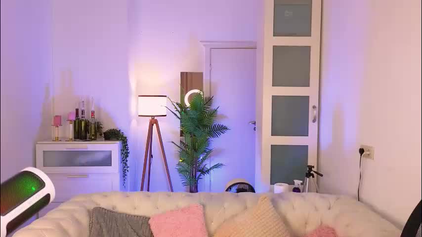 caty_cuddly Adult Chat September 7, 2025