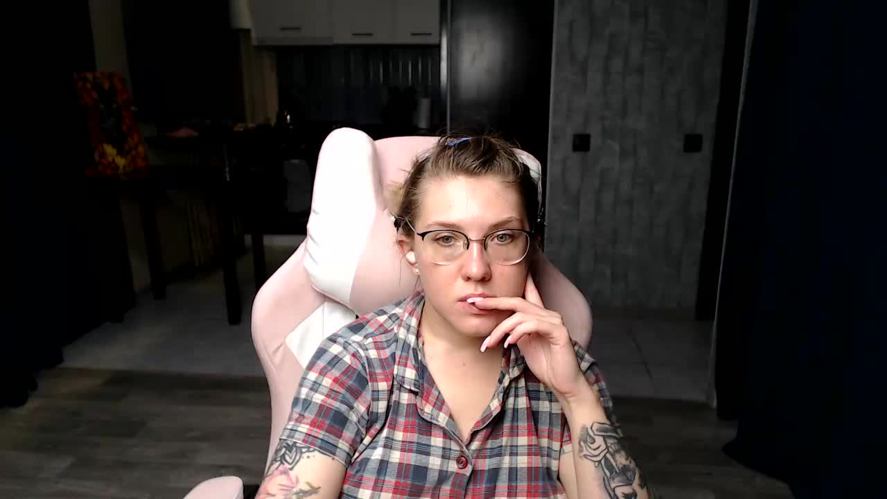 Regimasmile Adult Chat September 7, 2025