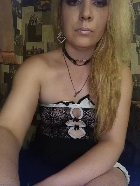 -VeroNika- Adult Chat September 7, 2025