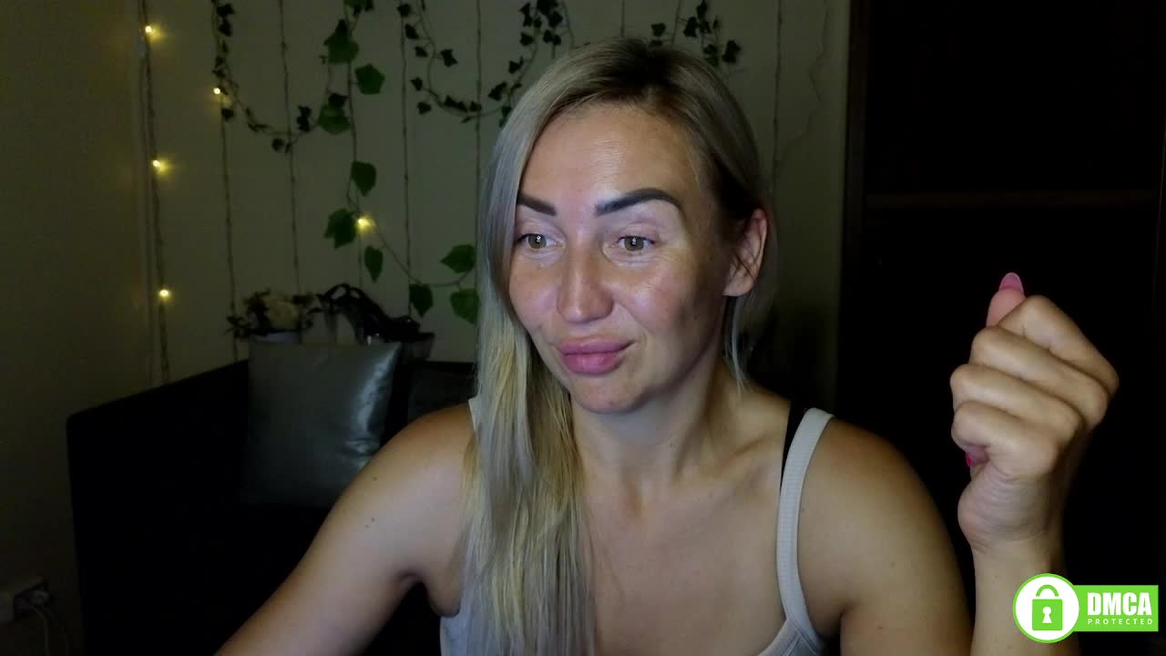 Jullyblondkiss Adult Chat September 7, 2025