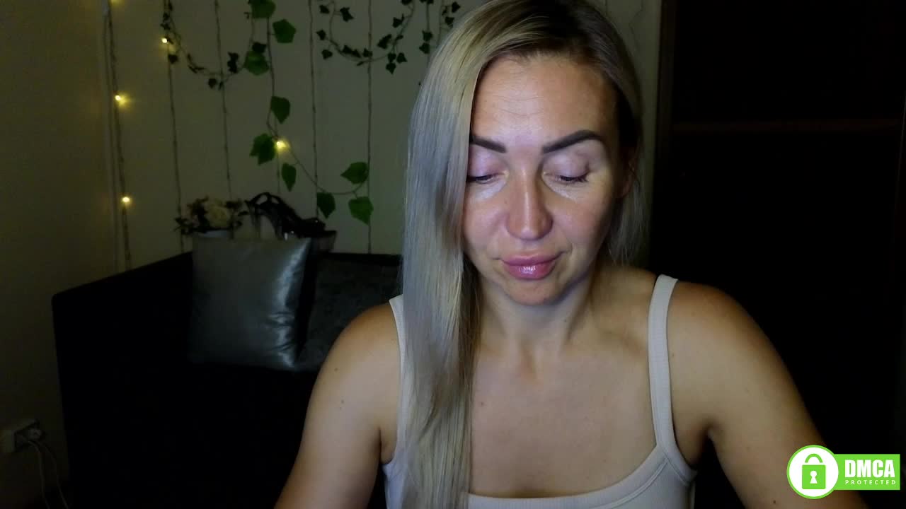 Jullyblondkiss Adult Chat September 7, 2025