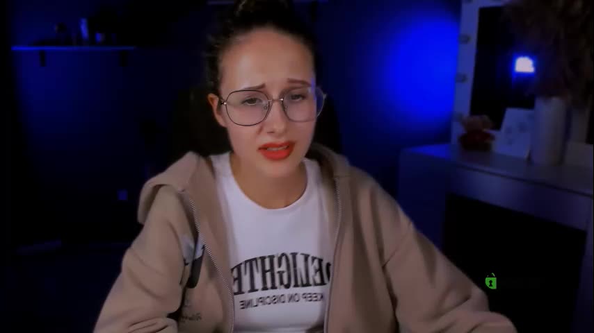 mona_cloud Adult Chat September 7, 2025