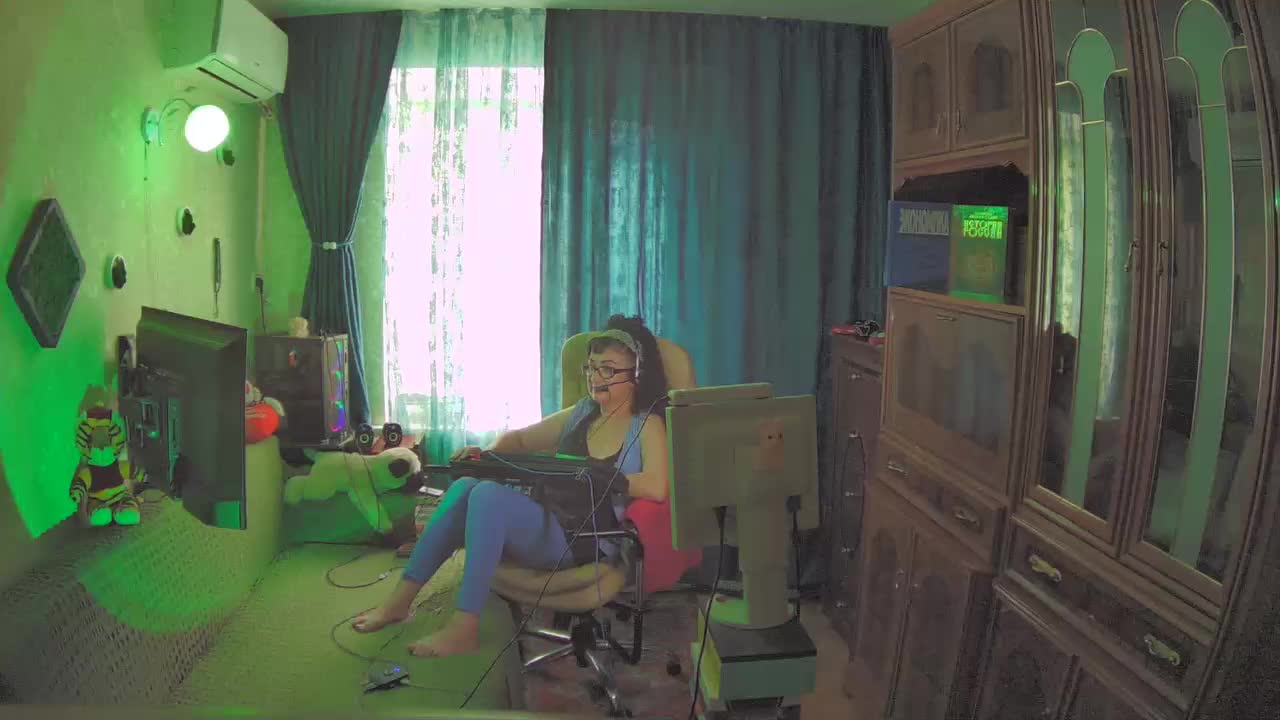 Infodar Adult Chat September 8, 2025