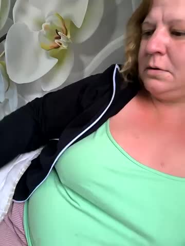 jusichka Adult Chat September 8, 2025