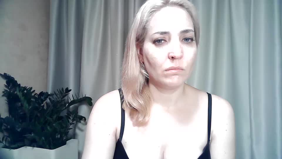 mariska-kiska Adult Chat September 8, 2025