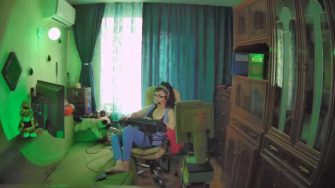 Infodar Adult Chat September 8, 2025