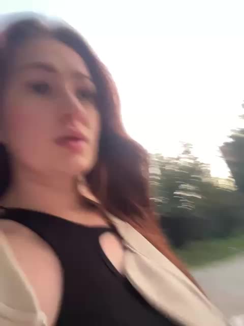 KARAMELKA25 Adult Chat September 8, 2025