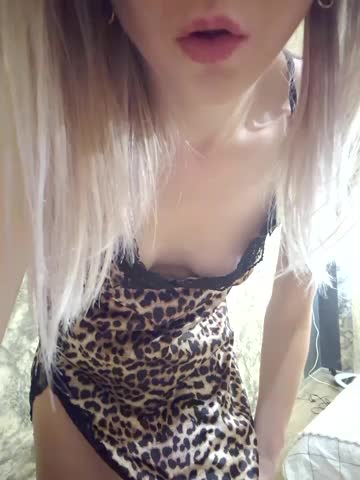 Butterfly_Lily Adult Chat September 8, 2025