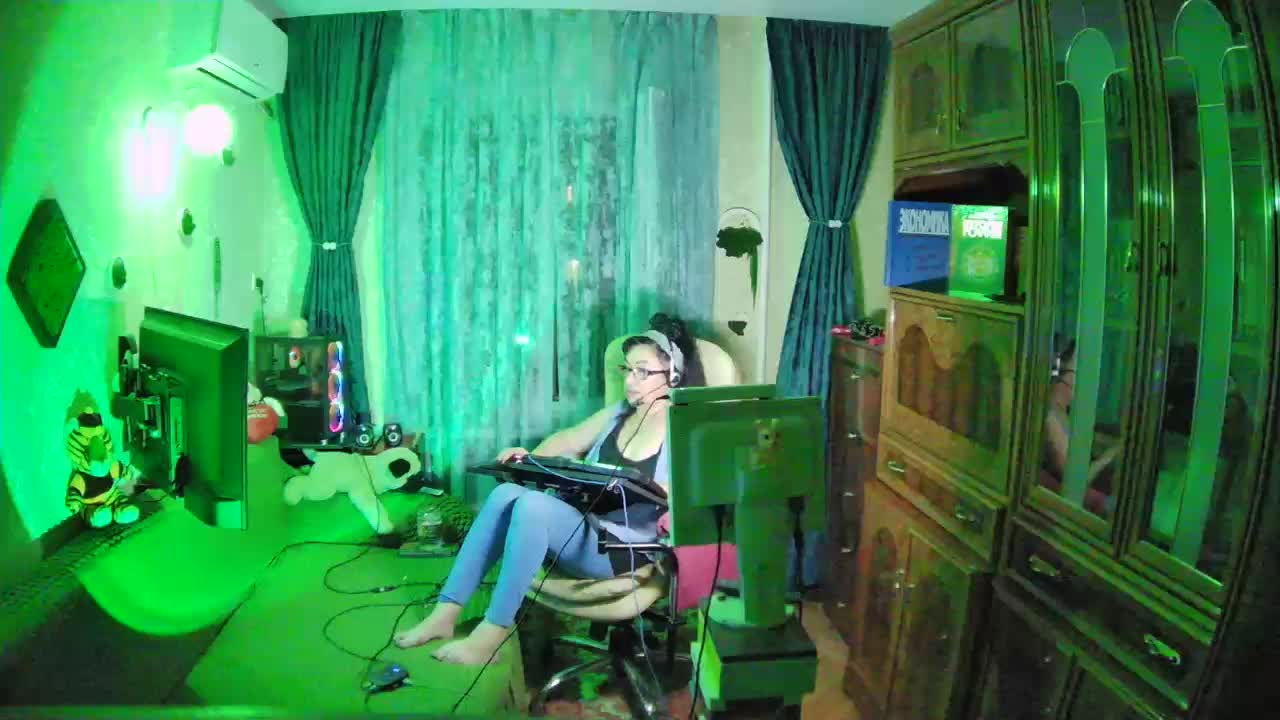 Infodar Adult Chat September 8, 2025