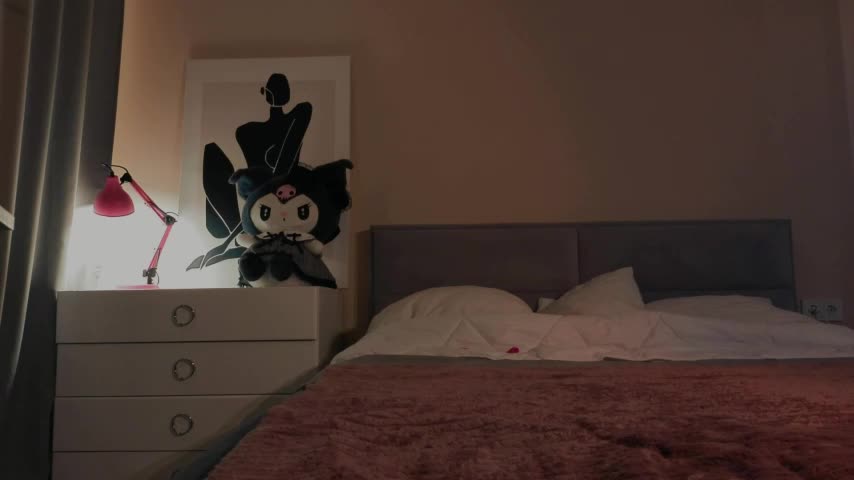 Mia_Luw Adult Chat September 8, 2025