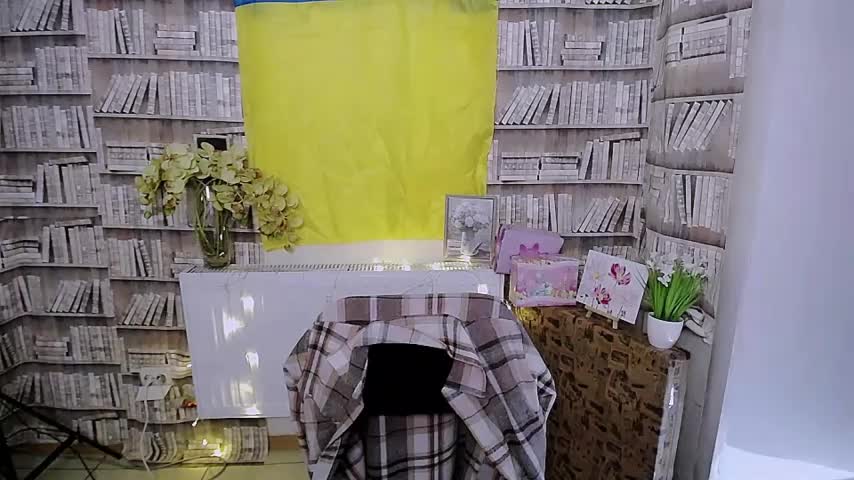 Lina_Star_S Adult Chat September 8, 2025